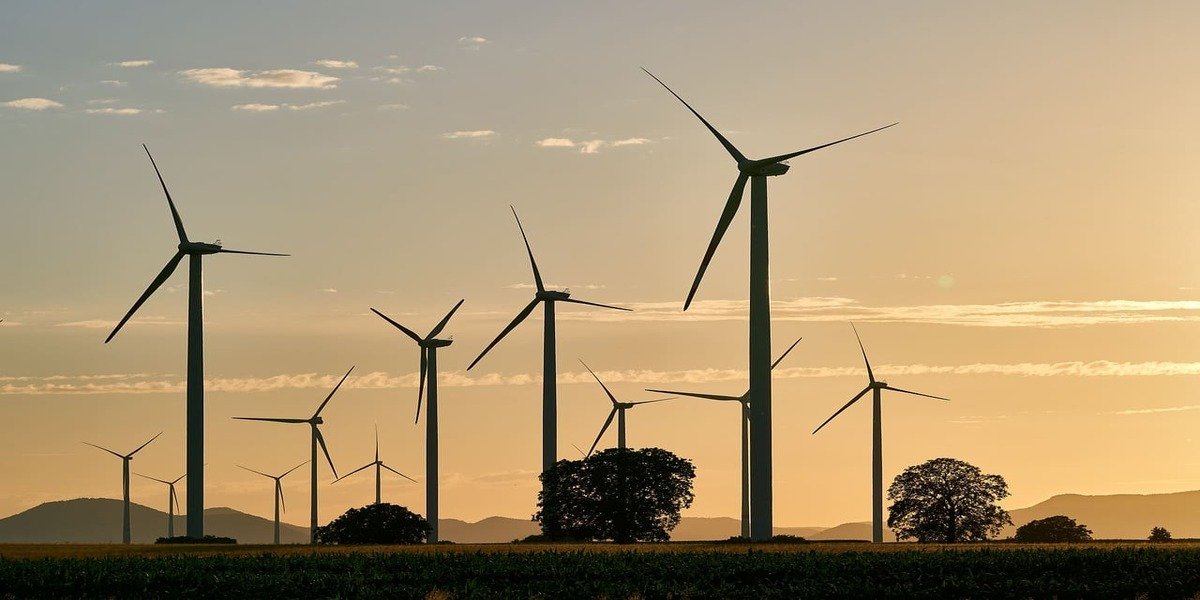 Floating Offshore Wind: Growth & Key Insights