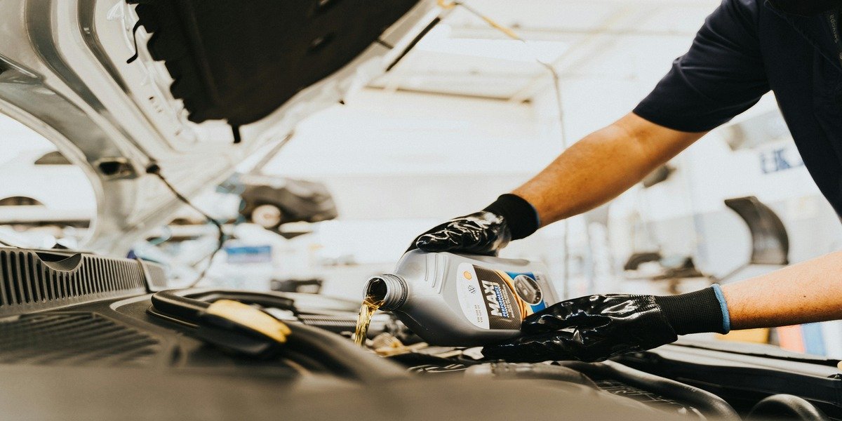EVs, Hybrids & The Lubricant Shift