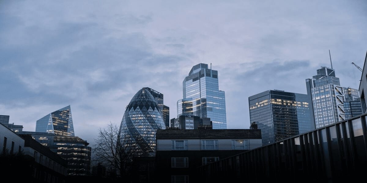 6,000 Cr Lease Expiries Test Commercial Real Estate