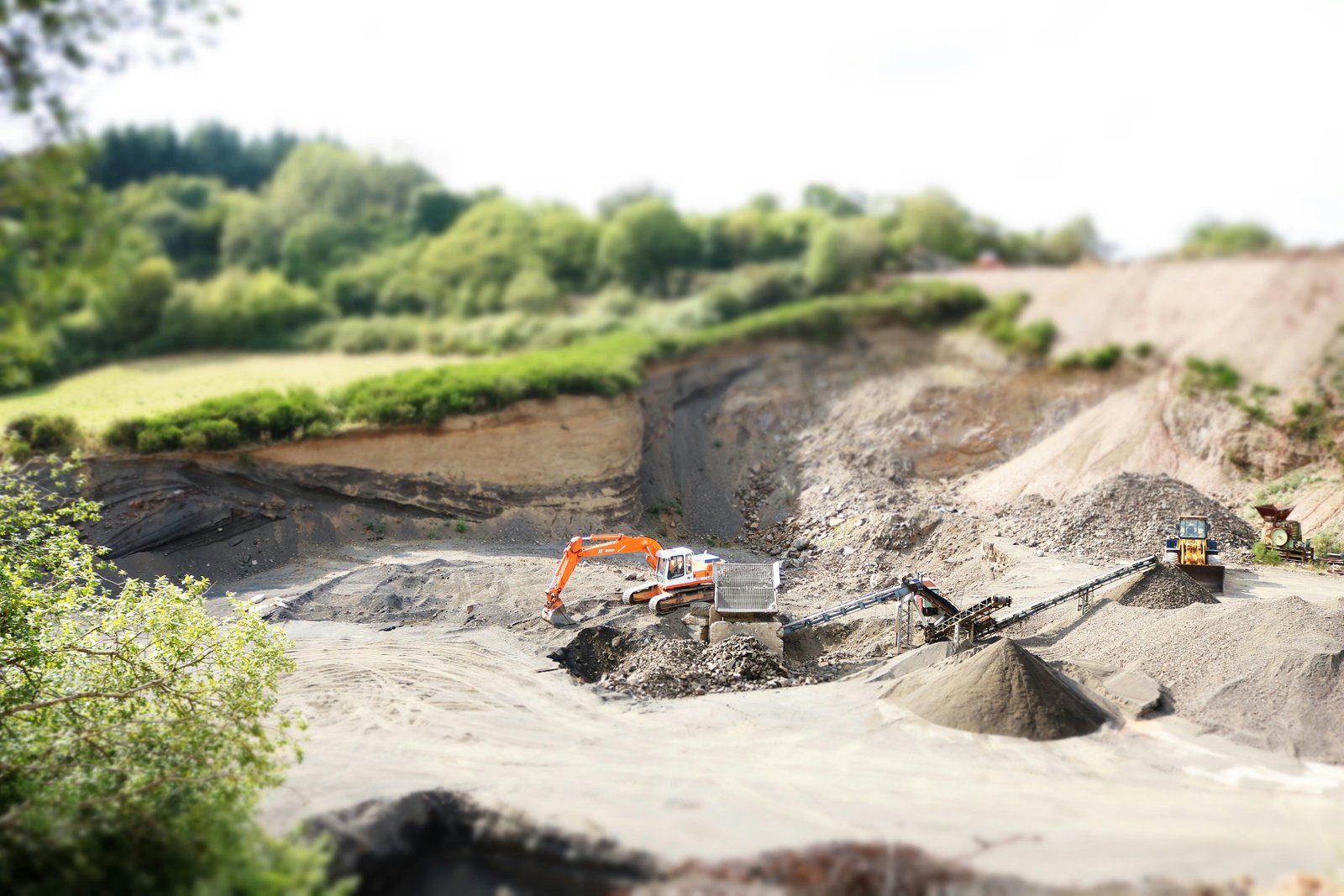 Fragility in the Mine-to-Concentrate Chain
