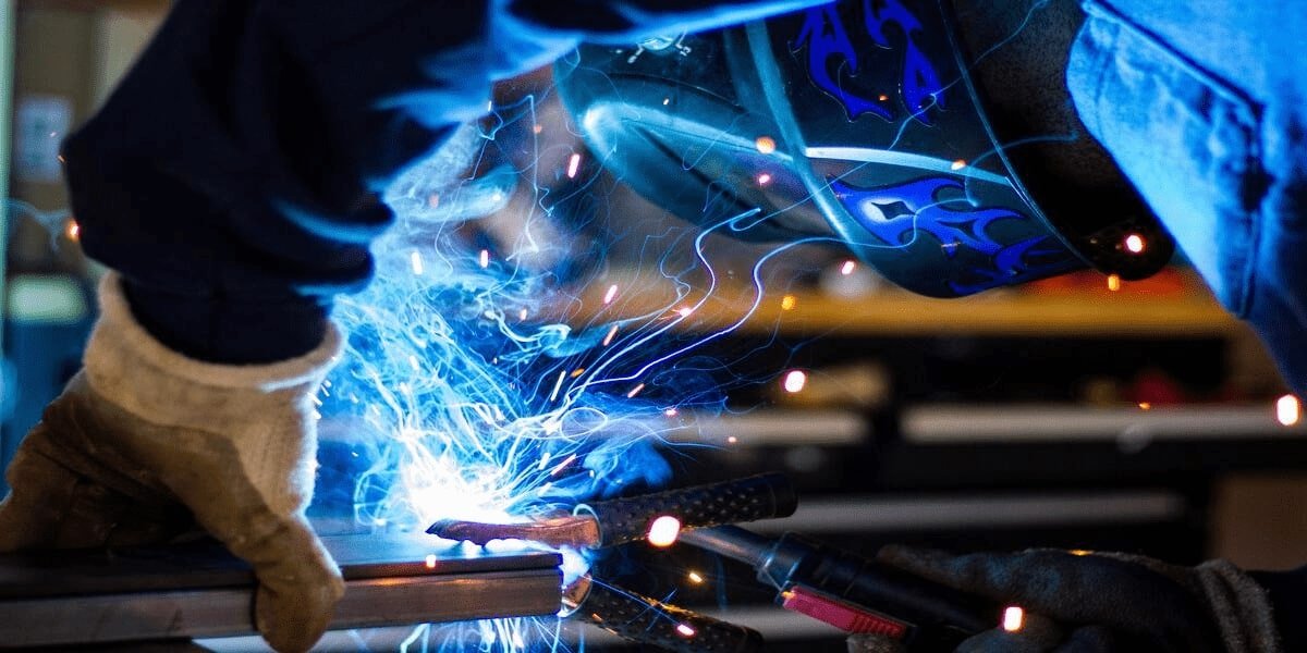 How Knowledge Ridge Delivered Expert Insights in the Global Industrial Machinery Arena for a Global Research Company